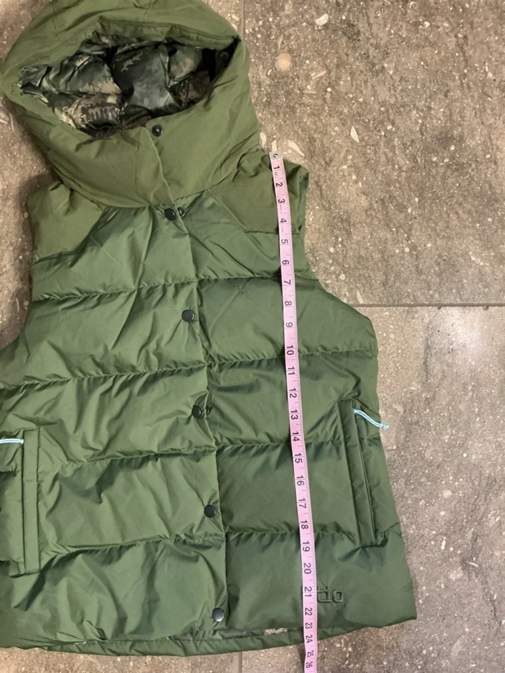 Stio Turnbolt down vest, NWT, S, Pine Forest green - Picture 9 of 13